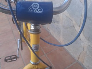 Bicicleta BMX GAG Akimoto Amarilla