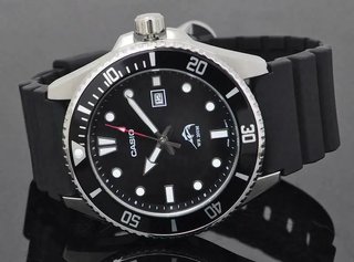 Reloj Casio MDV-106 Marlin Negro