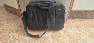 Bolsa portátil Targus negra