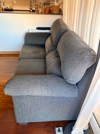 Sofá 2 plazas gris 2m x 90cm