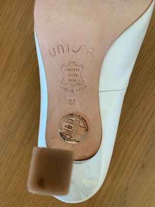 Zapatos de novia Unisa Talla 35 Blancos