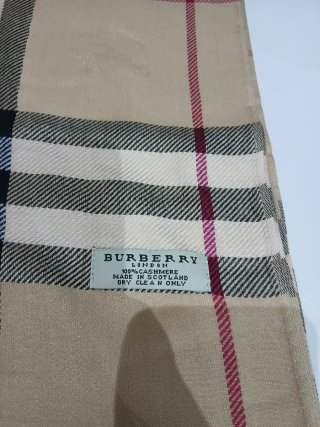 Foulard Burberry Beige e Rosso
