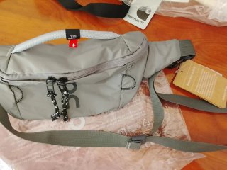 Riñonera ON gris