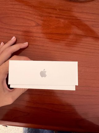AirPods 2ª Gen con Estuche y Cable