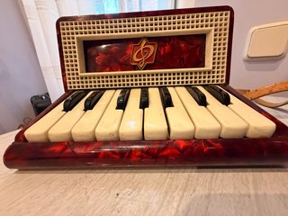 Acordeón Weltmeister Vintage 1967 Rojo