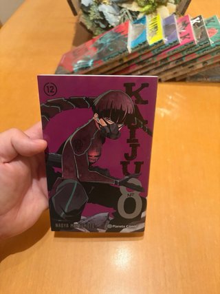 Tomos Kaiju 8 1-12 en Español