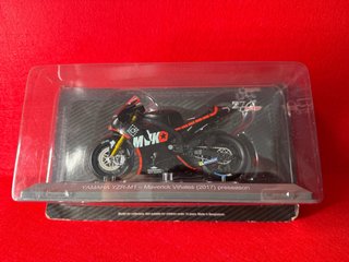 Maqueta Moto Yamaha YZR-M1 Maverick Viñales
