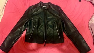 Cazadora negra talla S