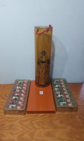 Muñeca Antigua Marin y Ajedrez
