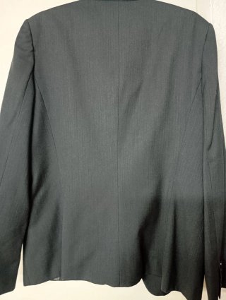Blazer gris talla 44 con rayas finas