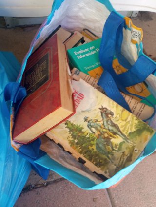 Muchos Libros