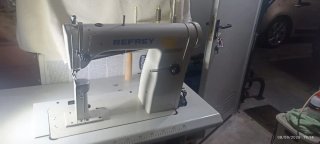 Máquina de coser industrial Refrey 901