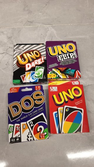 Lotes de Jogos Uno: Dare, Flip, Dos. Quatro baralh