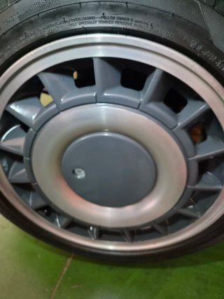 Llantas Clio 16v Maracana restauradas con neumatic