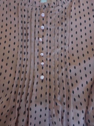 Camisa SHEIN mujer rosa con lunares negros