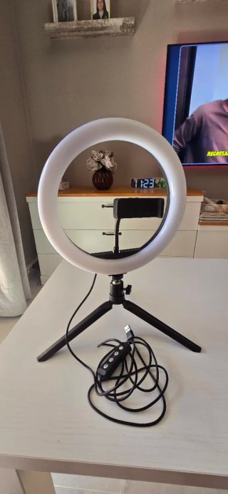 Aro de luz LED con trípode