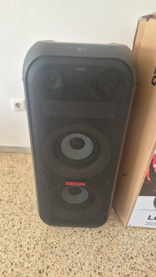 Altavoz LG XBOOM XL9T Negro