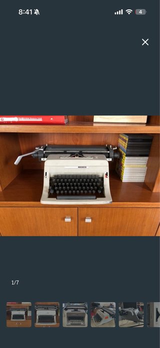 Máquina de escribir Olivetti Linea 90