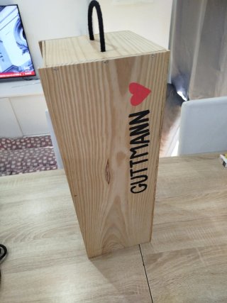 Caja de madera con tapa deslizante