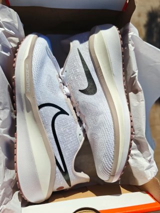 Zapatillas running mujer Nike Vomero 17 talla 39