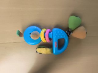 Juguetes para bebé: peluches y sonajeros