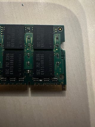 Memoria RAM Samsung 1GB DDR2 PC2-5300S