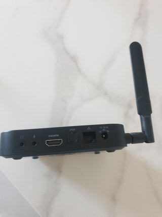 MINIX NEO U1 TV Box con mando y cargador.