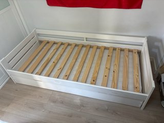 Cama nido blanca de madera