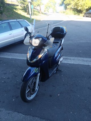 Honda SH300