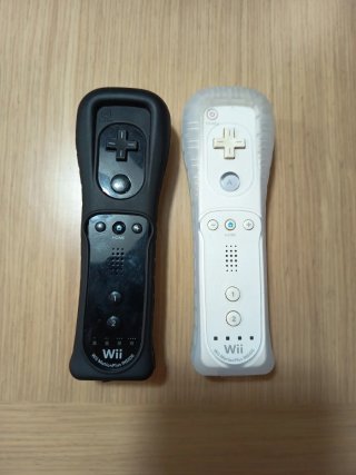 Mandos Wii Motion Plus (Nintendo)