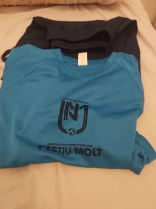 Camiseta y pantalón de fútbol N1