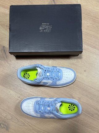 Nike Air Force 1 LV8 Talla 43 Azul