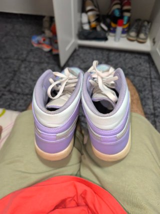 Air Jordan 1 Mid Morado Aqua