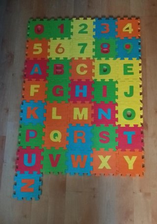 Alfombra Puzzle Goma Eva Números y Letras