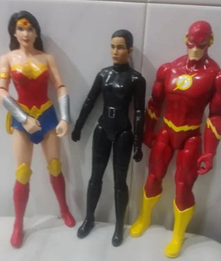 Lote Muñecos Marvel Red Hulk y otros TAMAÑO GRANDE