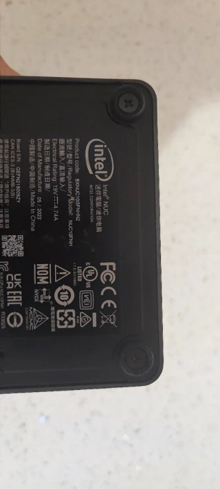 Intel Nuc PC Desktop Nero Grigio i5 10th