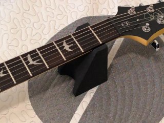 Soporte para guitarra negro
