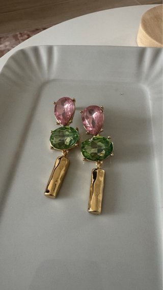 Orecchini pendenti cristalli rosa e verdi