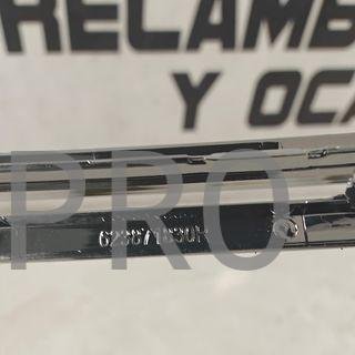 MOLDURA IZQUIERDA REJILLA PARAGOLPE RENAULT MEGANE