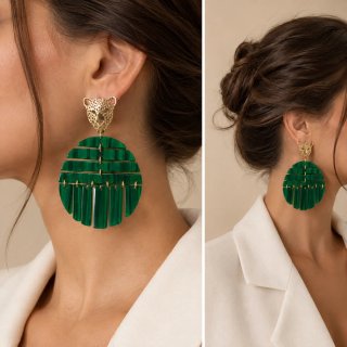 Pendientes largos dorados con detalle de tigre