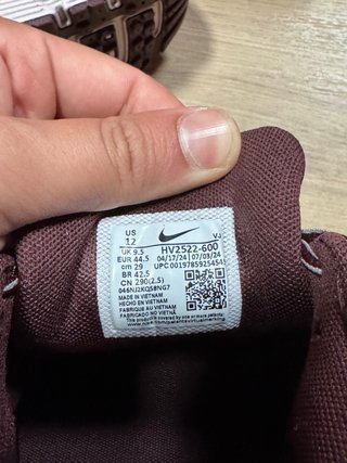 Nike P-6000 Burdeos Talla 44.5