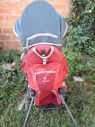 Mochila portabebés Deuter