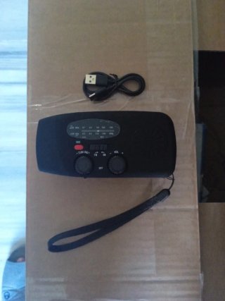Radio portátil solar USB