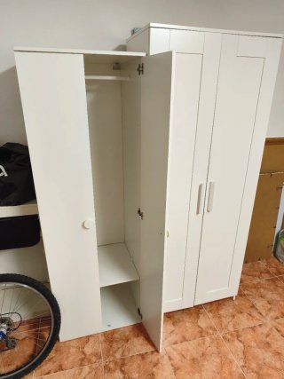 Armarios juveniles blancos