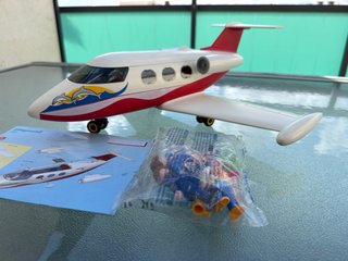 Avión Playmobil 6081 con figuras