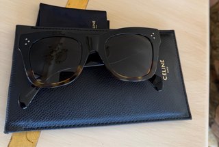 Occhiali da sole Celine neri e marroni. Originali