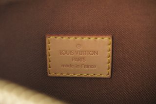 Borsa Louis Vuitton Pochette Bosphore Unisex