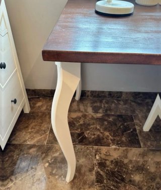 Escritorio madera y patas blancas 120cm de largo