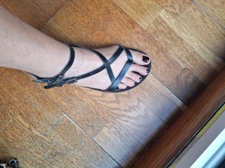 Sandalias planas negras