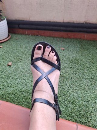 Sandalias planas negras